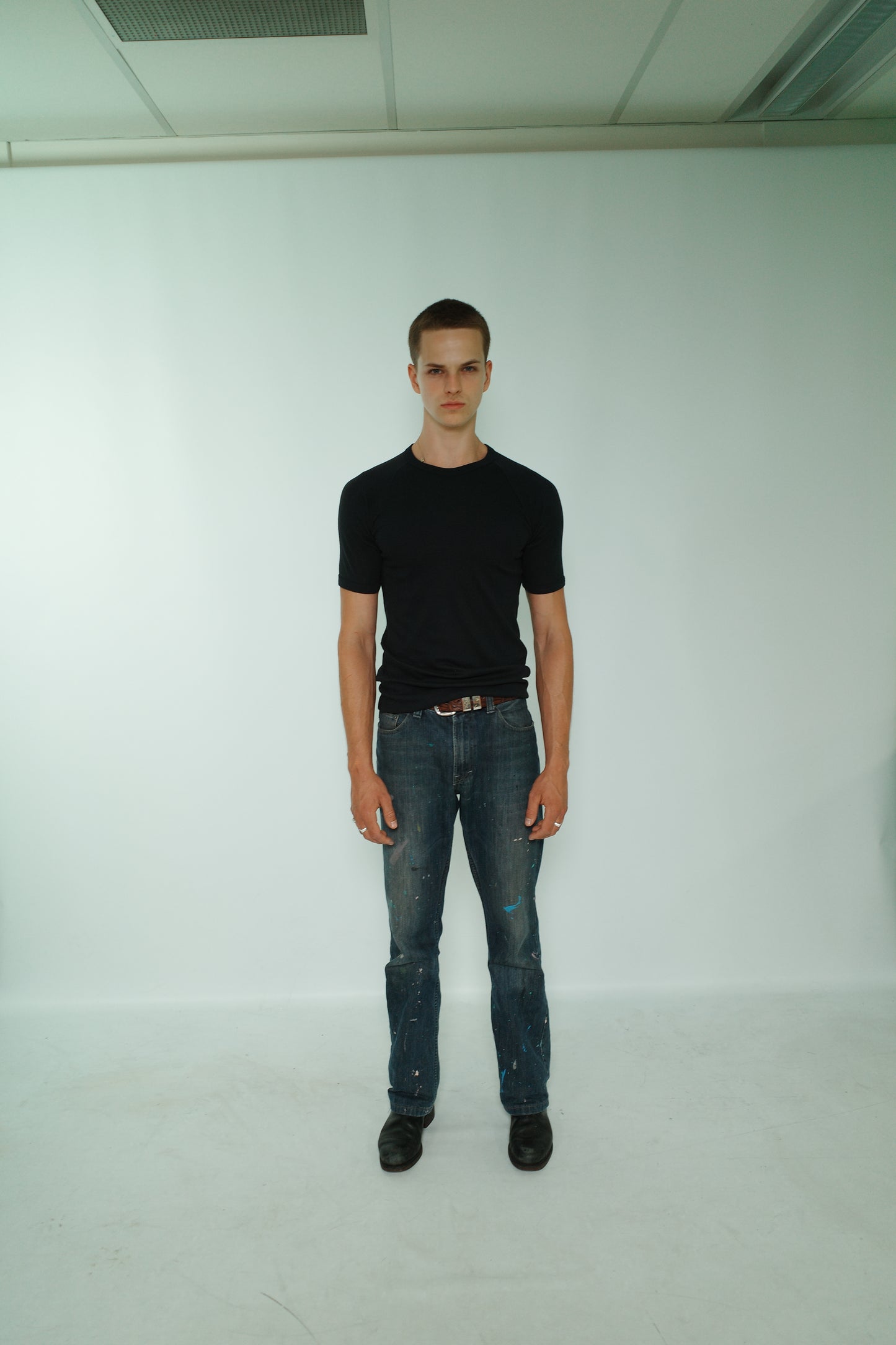 HELIOS CLASSIC T-SHIRT - ONYX